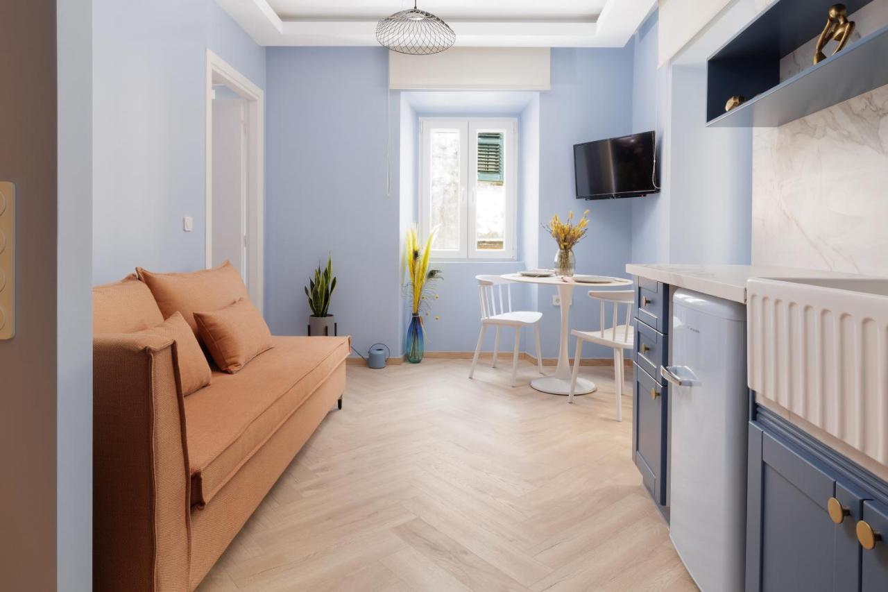Old Town Hall Apartment コルフ島 エクステリア 写真